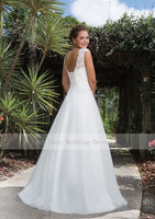 Floor Length Tulle Gown White A-Line Wedding Dresses Scoop Lace Neckline Lace up Back Bridal Gowns