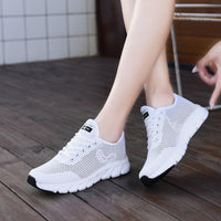 New Mesh Women Sneakers Breathable Flat Shoes Women Lightweight Sports Shoes Non-slip Running Footwear Zapatillas Mujer Casual