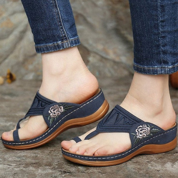 Women Slippers New Summer Shoes For Women Flip Flops Embroidered Wedges Heels Sandals Summer Slides Female Pantuflas